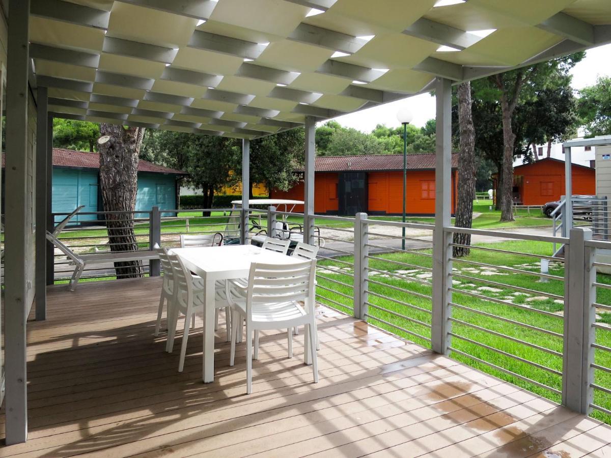 Holiday Home Maxi Caravan Capri By Interhome Baia Domizia Exterior foto