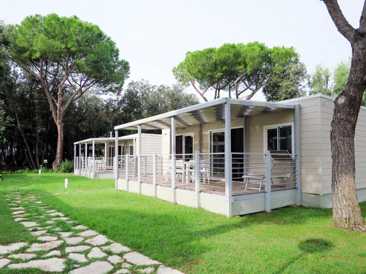 Holiday Home Maxi Caravan Capri By Interhome Baia Domizia Exterior foto